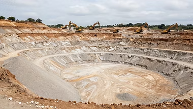 Aggregate pit operations